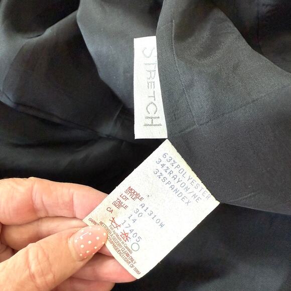 Conrad C Woman Blazer Gray Stretch Career Jacket Size 14 Made in Canada - Picture 6 of 6